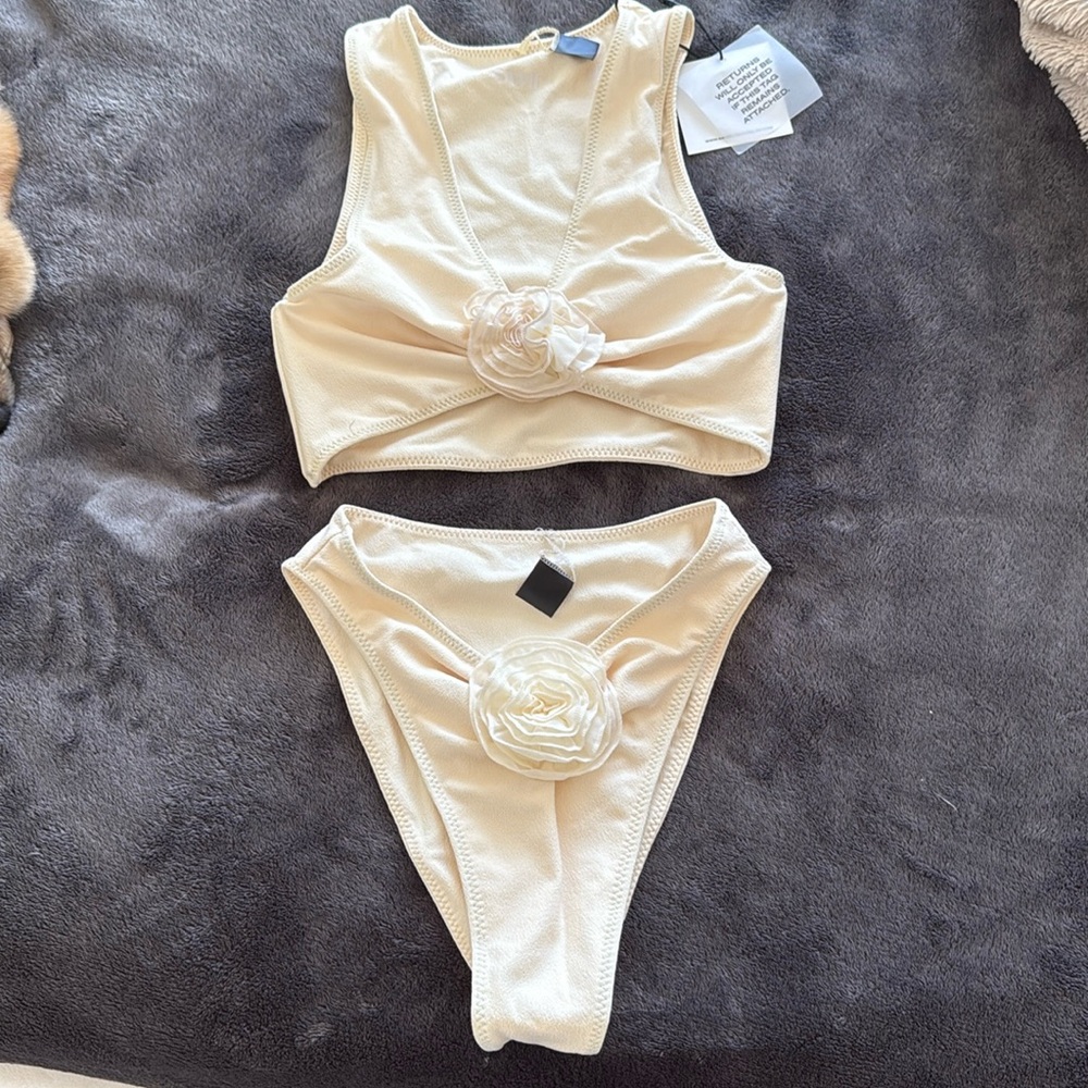Cream Floral Accent Bikini Set